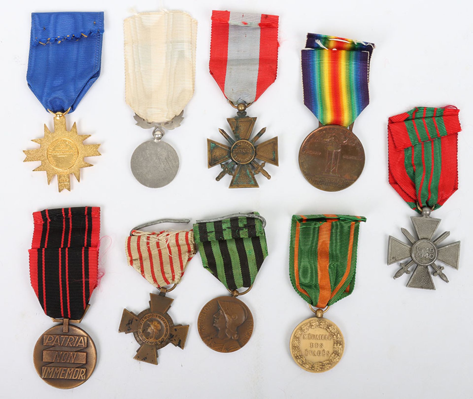 Grouping of French Military Medals - Image 2 of 2
