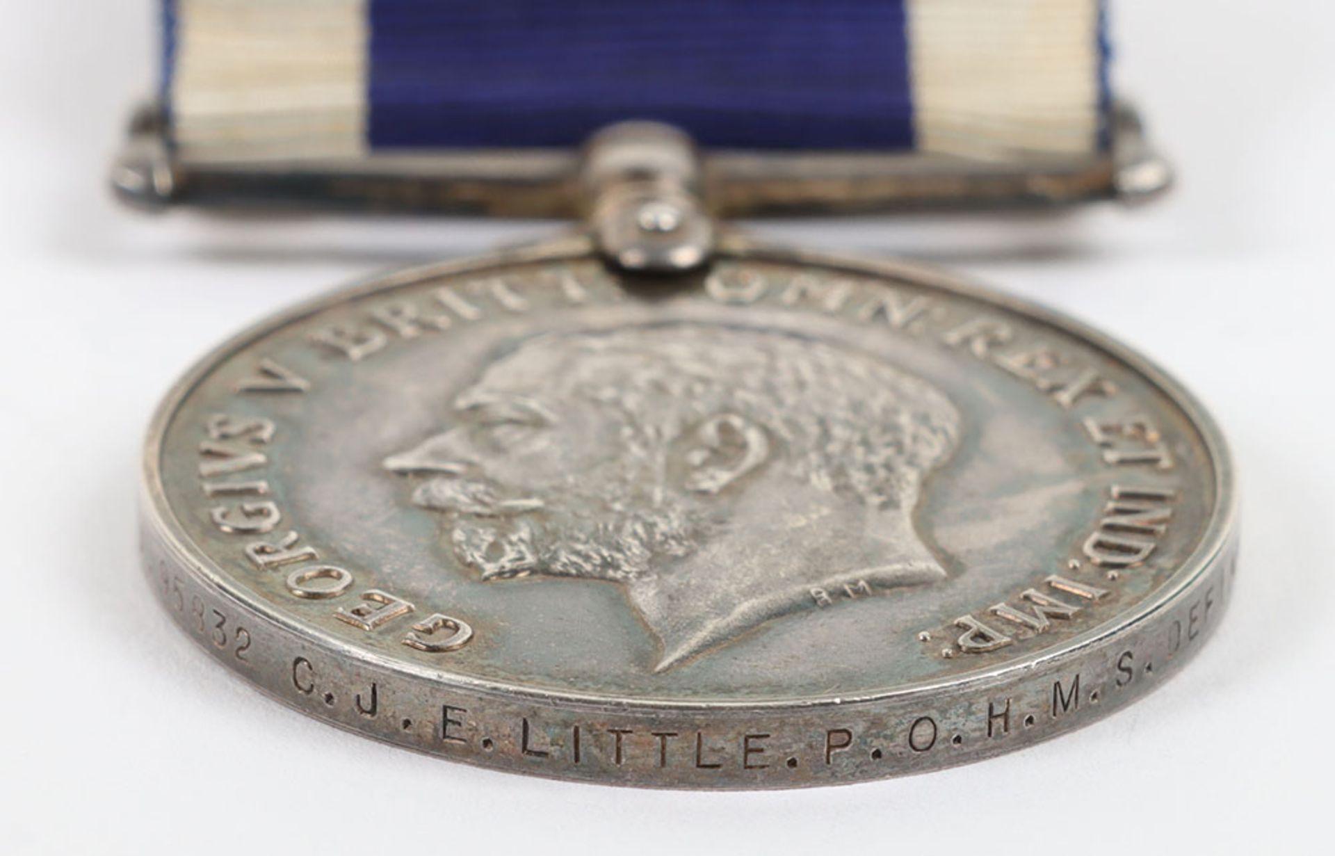 A single Royal Navy Long Service and Good Conduct medal to H.M.S Defiance - Bild 3 aus 5