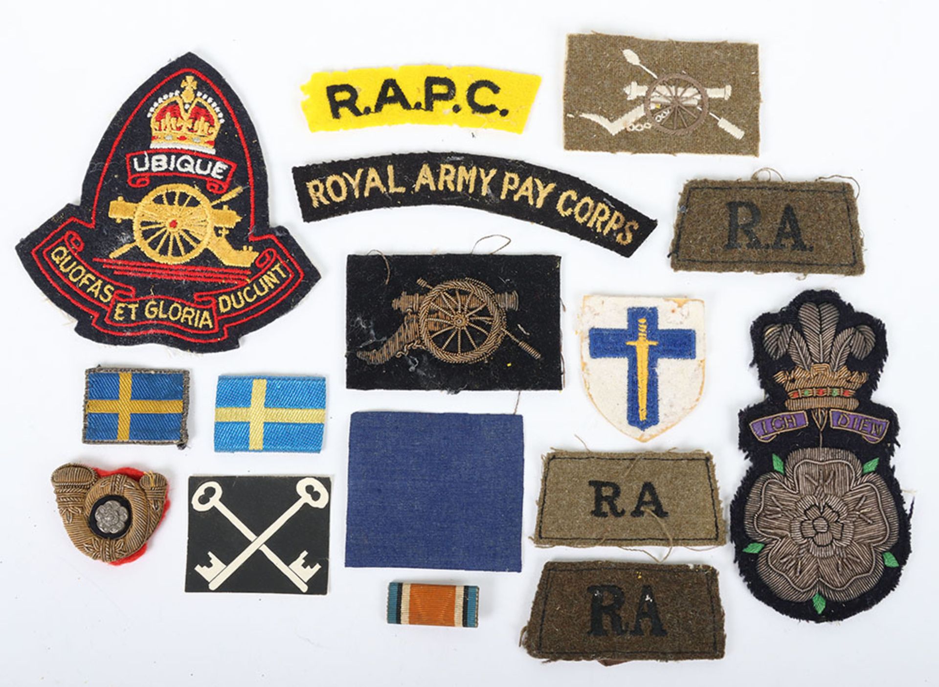 Small assortment of British Army cloth badges