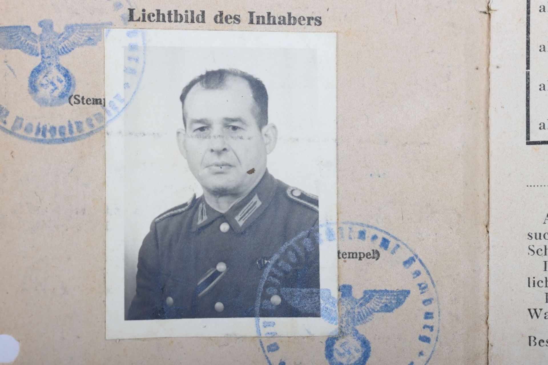 WW2 German SS-Polizei Soldbuch to Edgar Wettermann, late 1945 issue Hamburg - Image 2 of 9