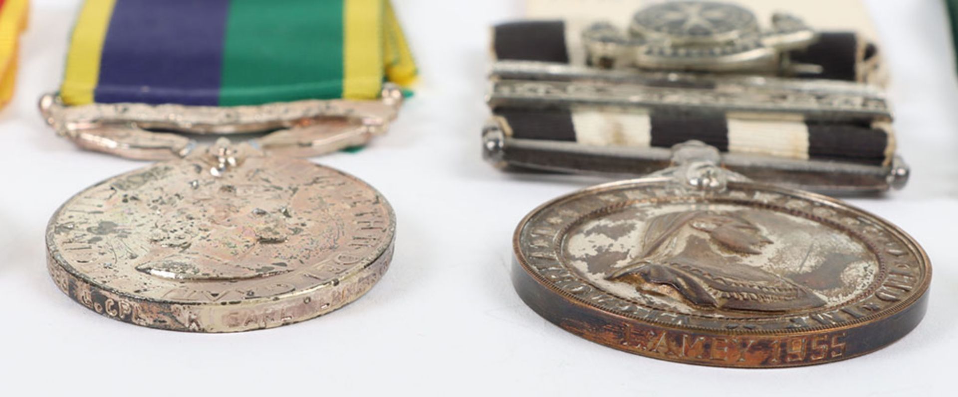 A mixed lot of medals - Image 5 of 9