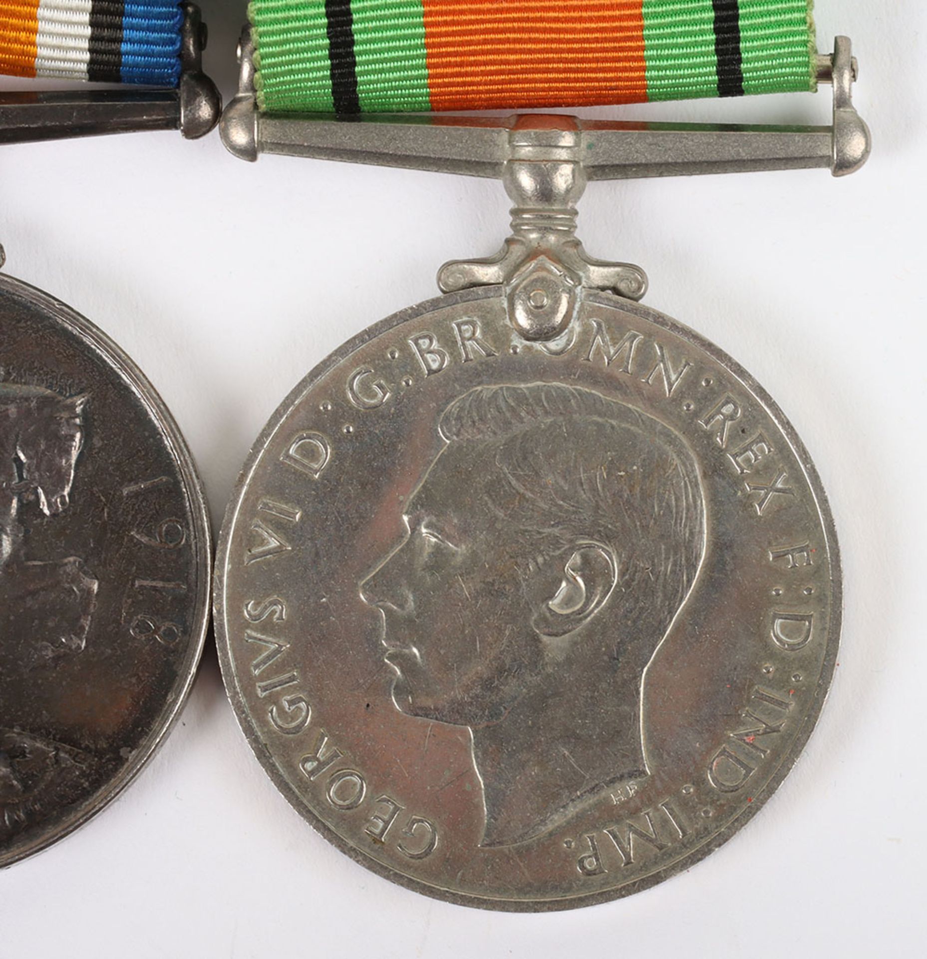 A group of 3 medals covering service in both World Wars - Bild 3 aus 7