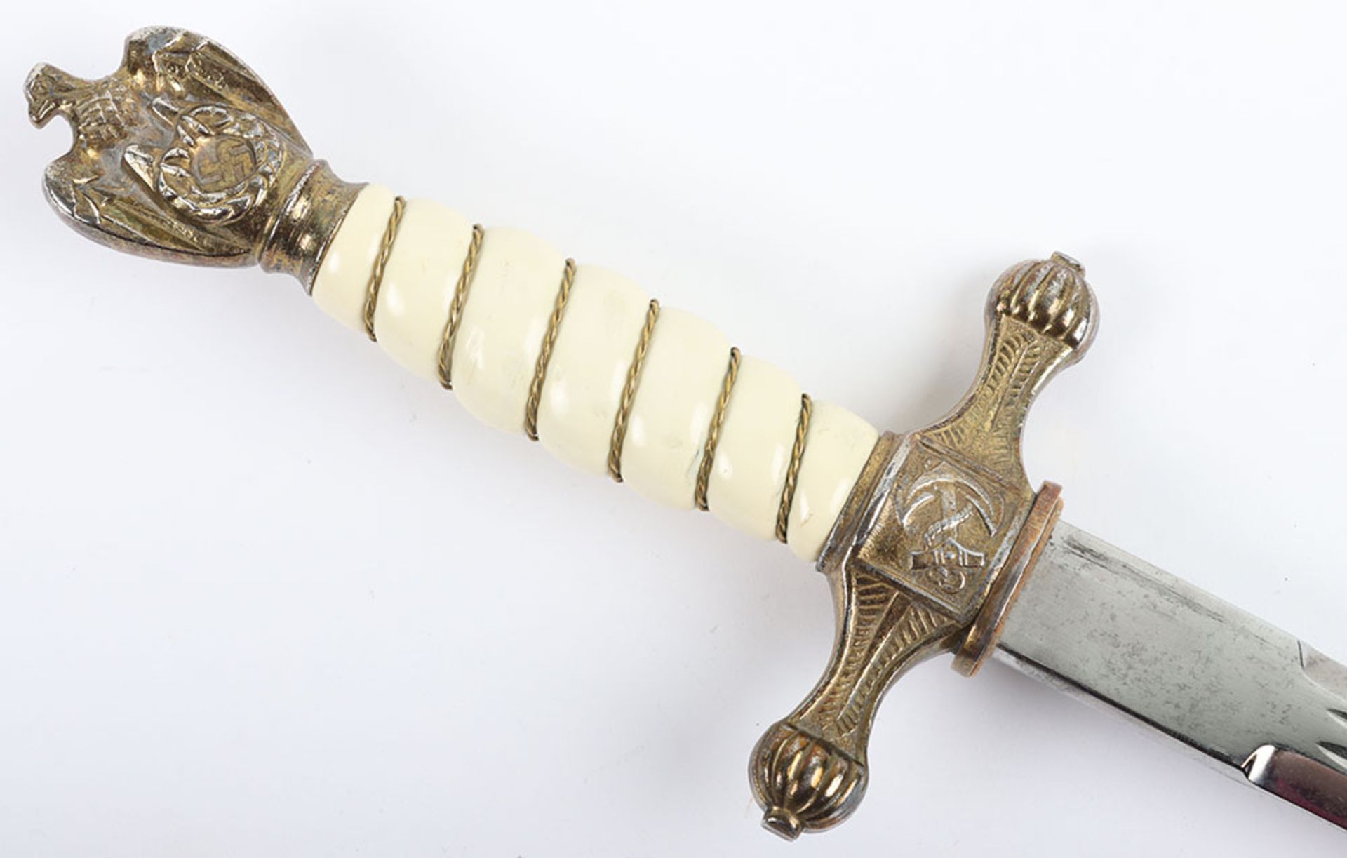 WW2 German Kriegsmarine Officers Dress Dagger by Carl Eickhorn, Solingen - Image 9 of 12