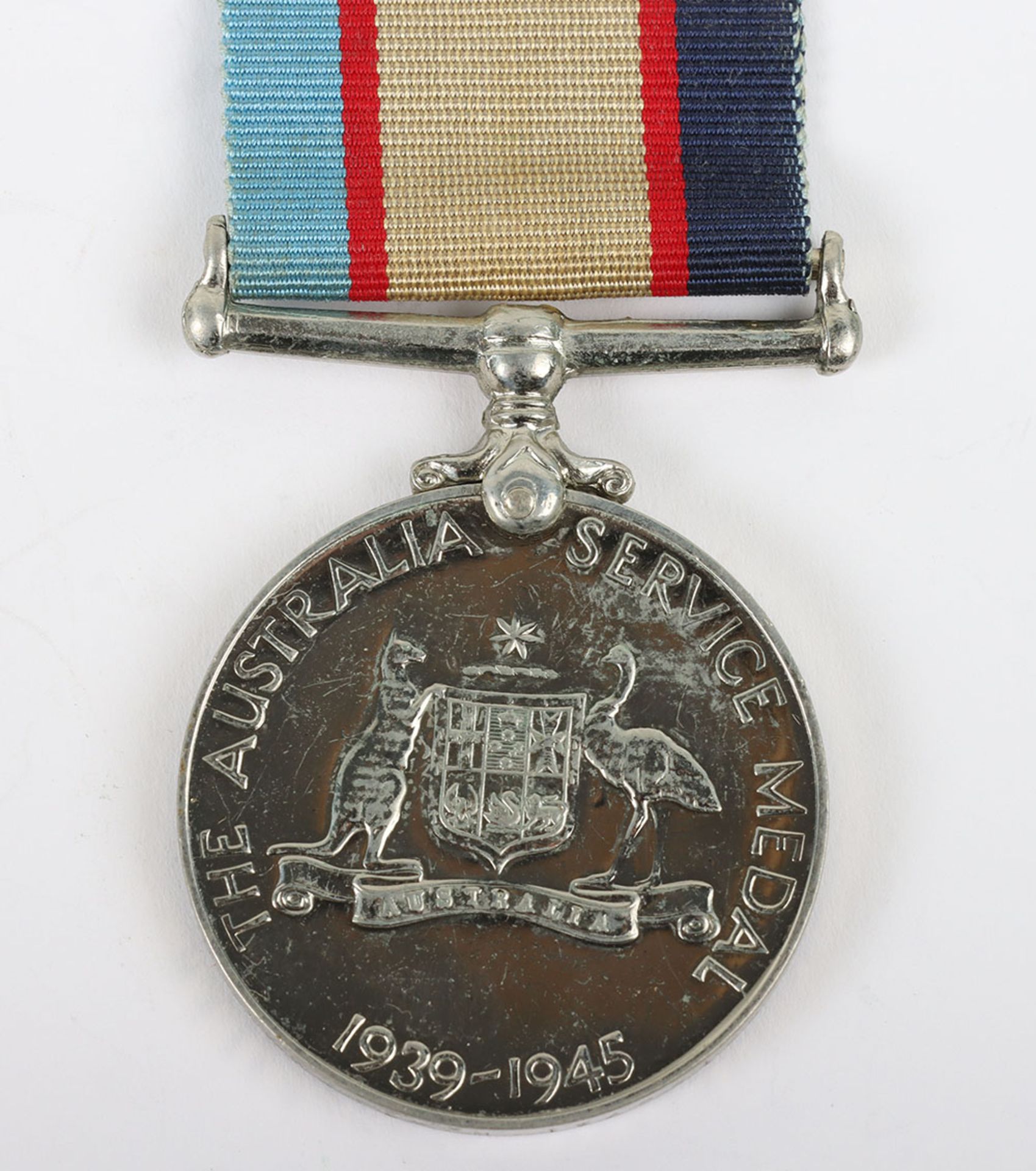 An interesting and scarce Second World War Australia Service medal to a Major General who was Direct - Bild 4 aus 4