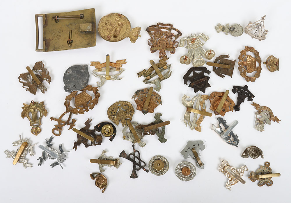 Collection of British Army cap badges - Image 4 of 4