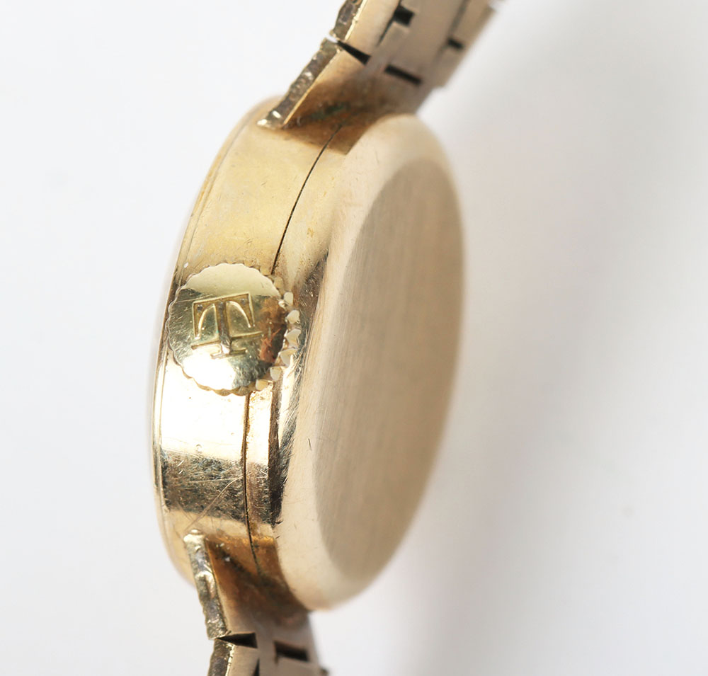 A 9ct gold Tissot ladies wristwatch and strap - Image 4 of 6