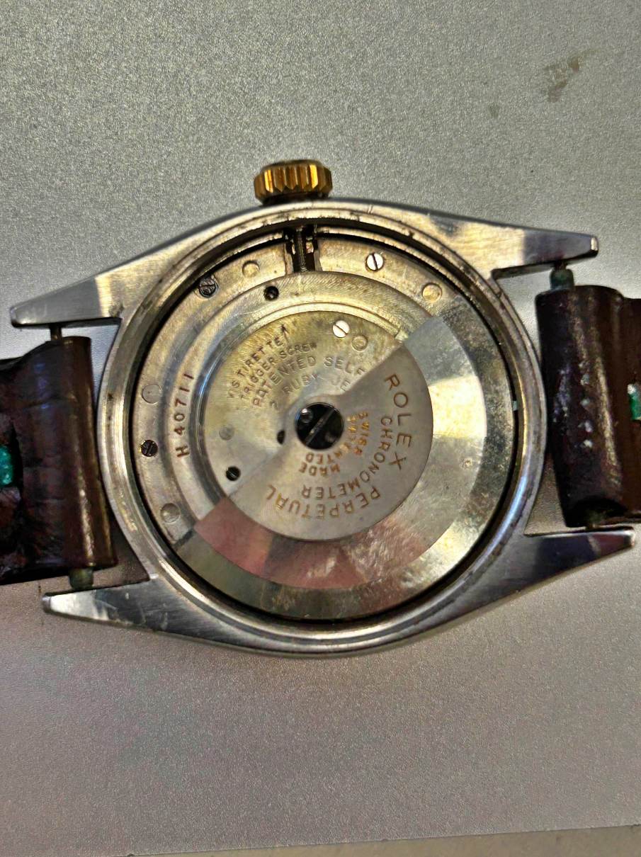 A Rolex Oyster Perpetual ‘Bubbleback’ Ref: 6105, circa 1953 - Image 10 of 10