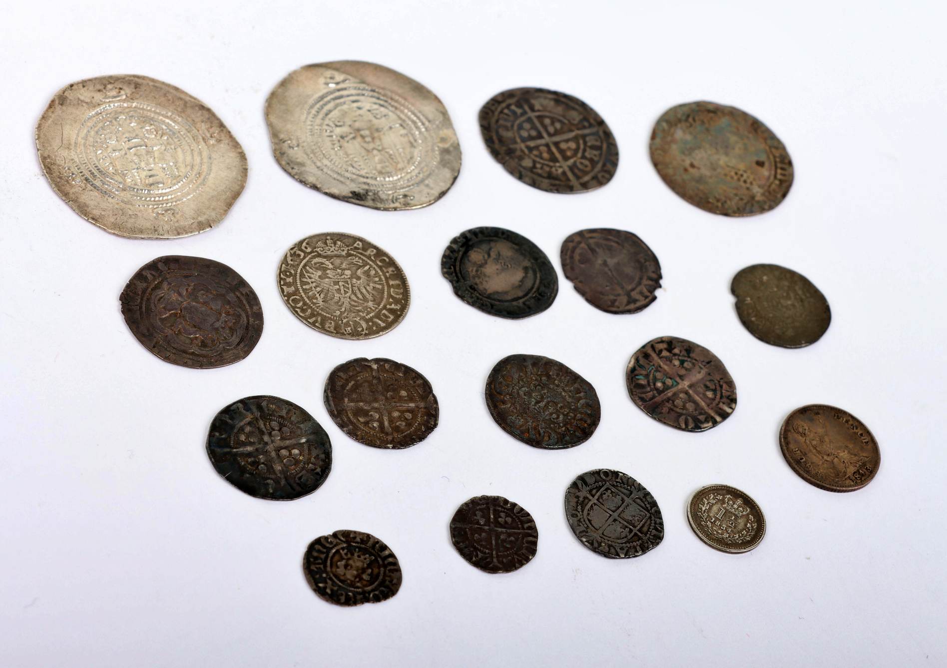 A selection of hammered and later coinage - Image 3 of 3