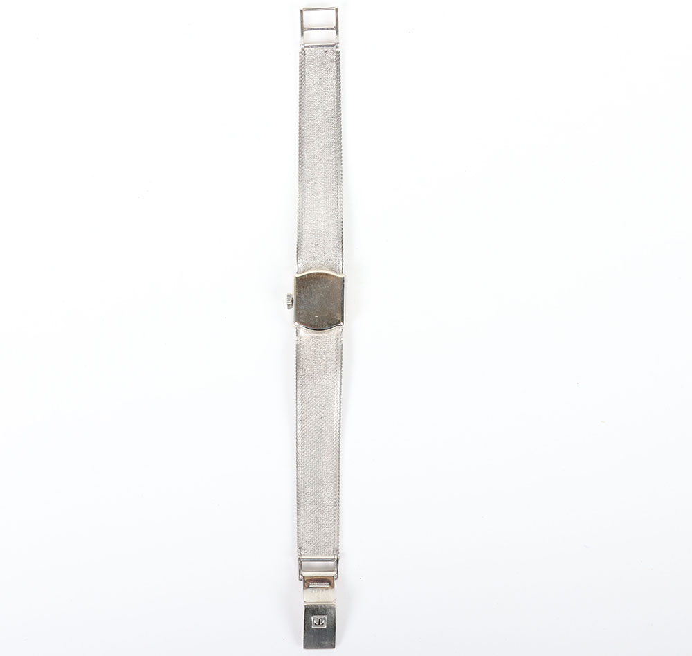 A 9ct white gold Tissot ladies bracelet watch - Image 3 of 6