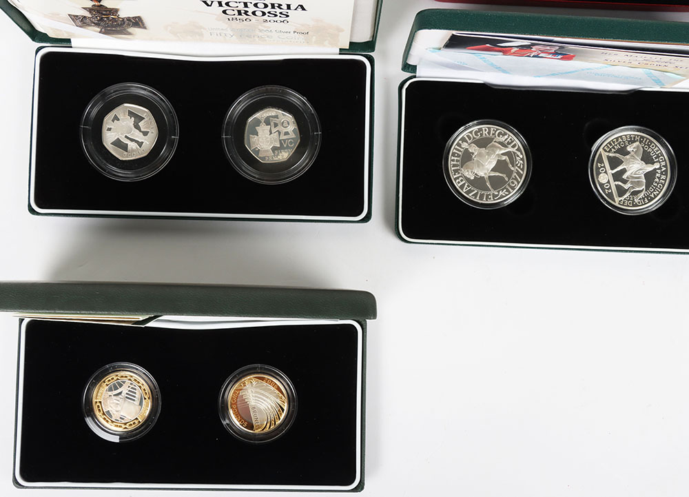 A selection of Royal Mint silver proof cased coins - Image 2 of 5