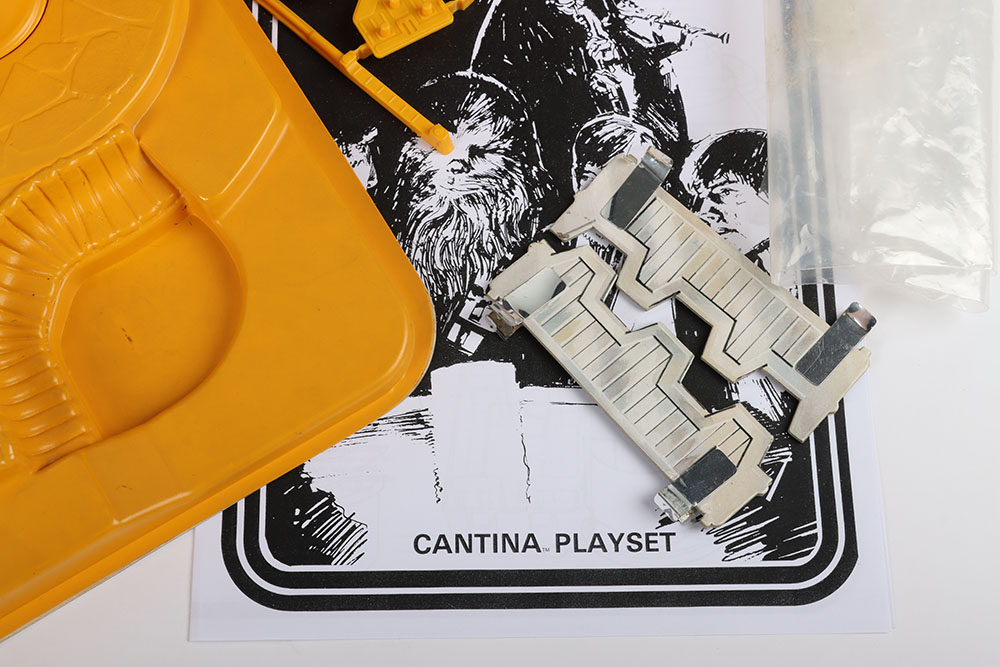 Vintage Palitoy Star Wars Cantina with Rare ‘Special Offer Sticker’ - Image 10 of 14