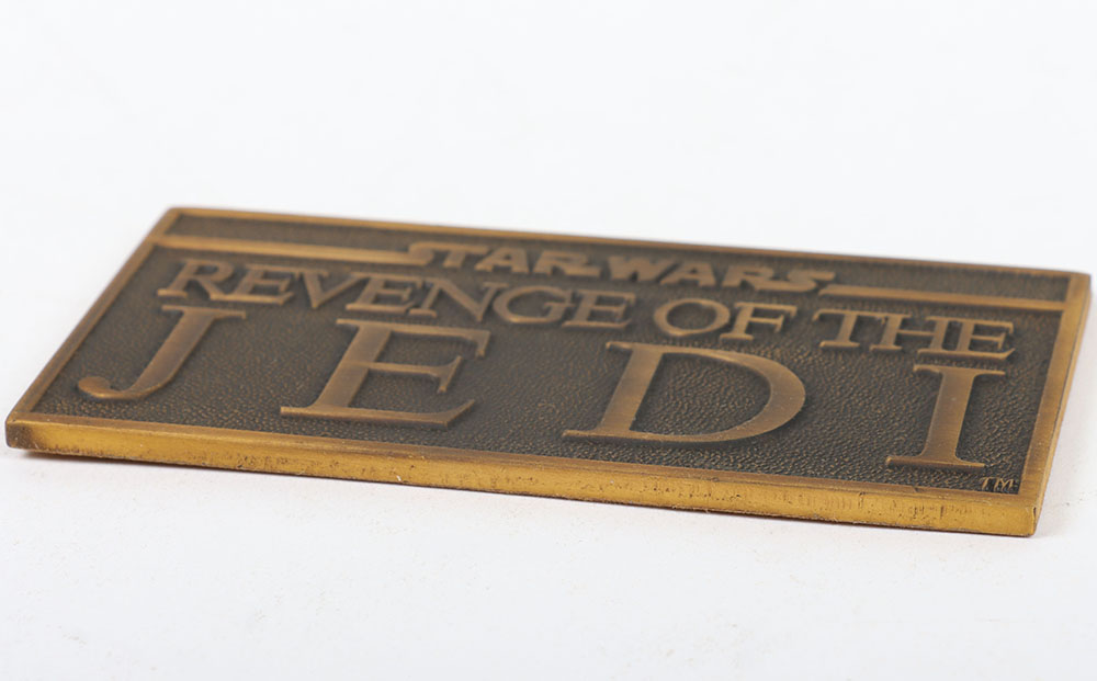 Original Star Wars Revenge of the Jedi Cast & Crew Brass Paper Weight - Image 2 of 3