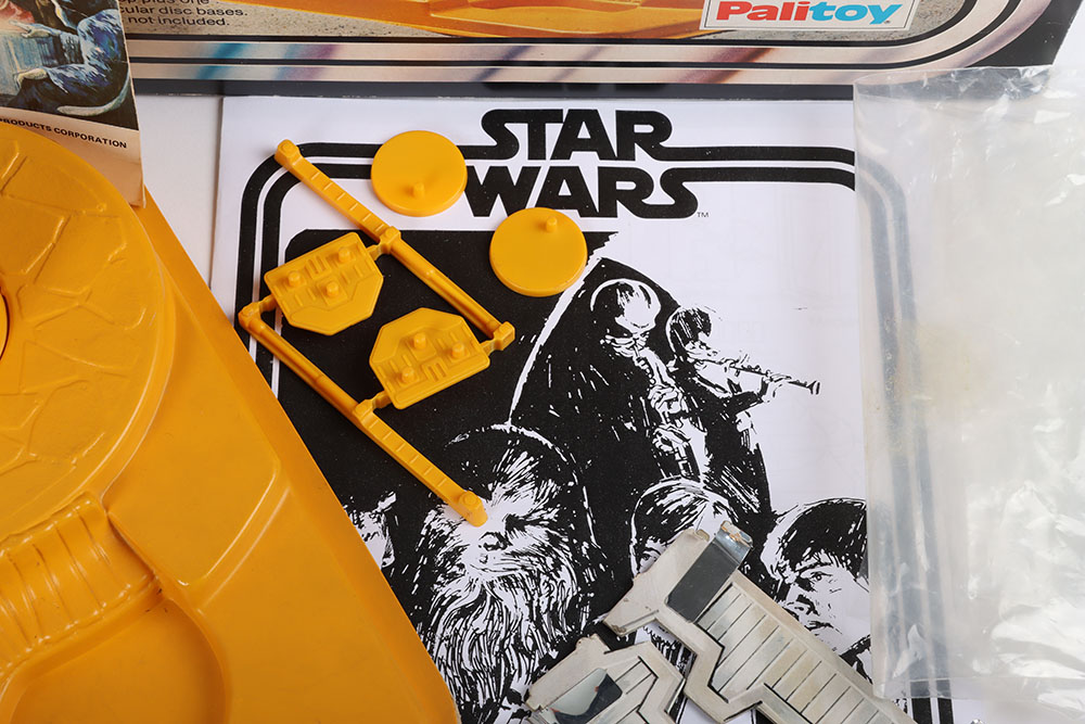 Vintage Palitoy Star Wars Cantina with Rare ‘Special Offer Sticker’ - Image 11 of 14