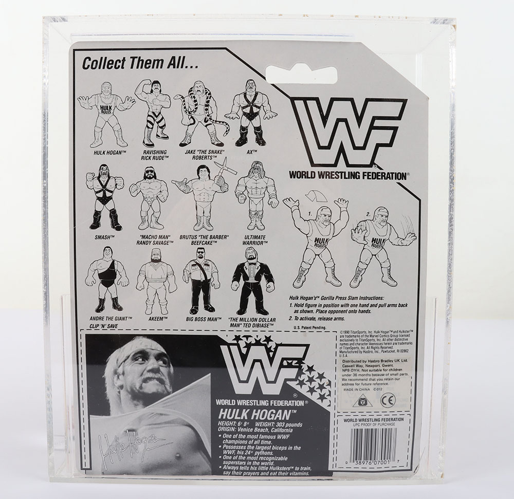 UKG Graded 80 Hulk Hogan series 1 WWF Wrestling figure by Hasbro - Image 3 of 4