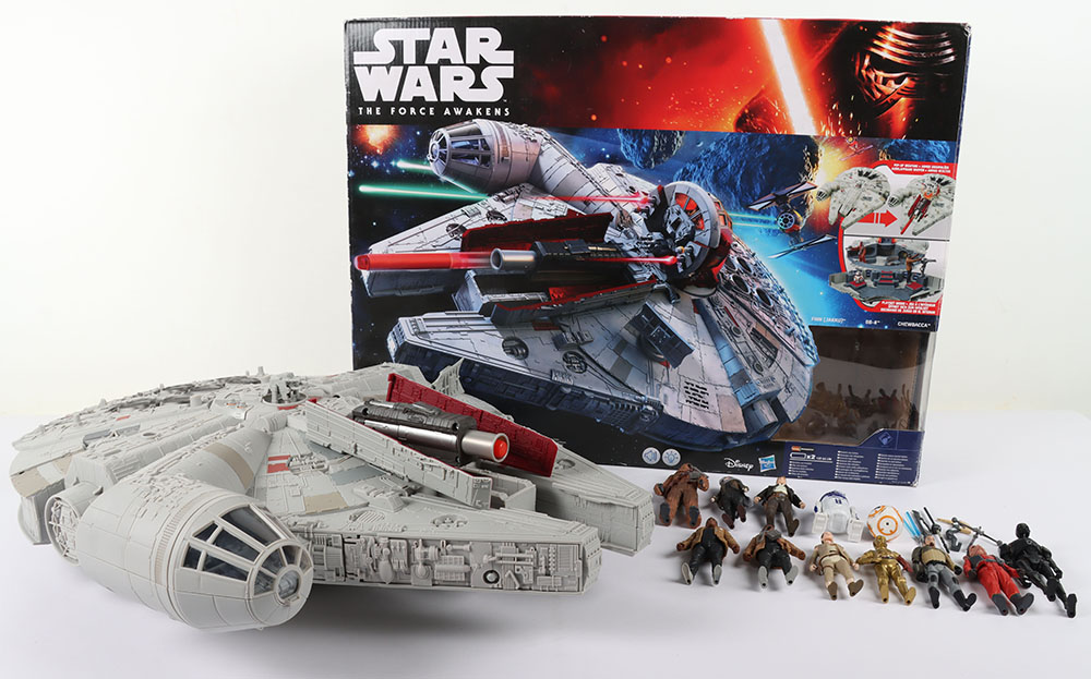 Star Wars The Force Awakens Millenium Falcon - Image 7 of 10