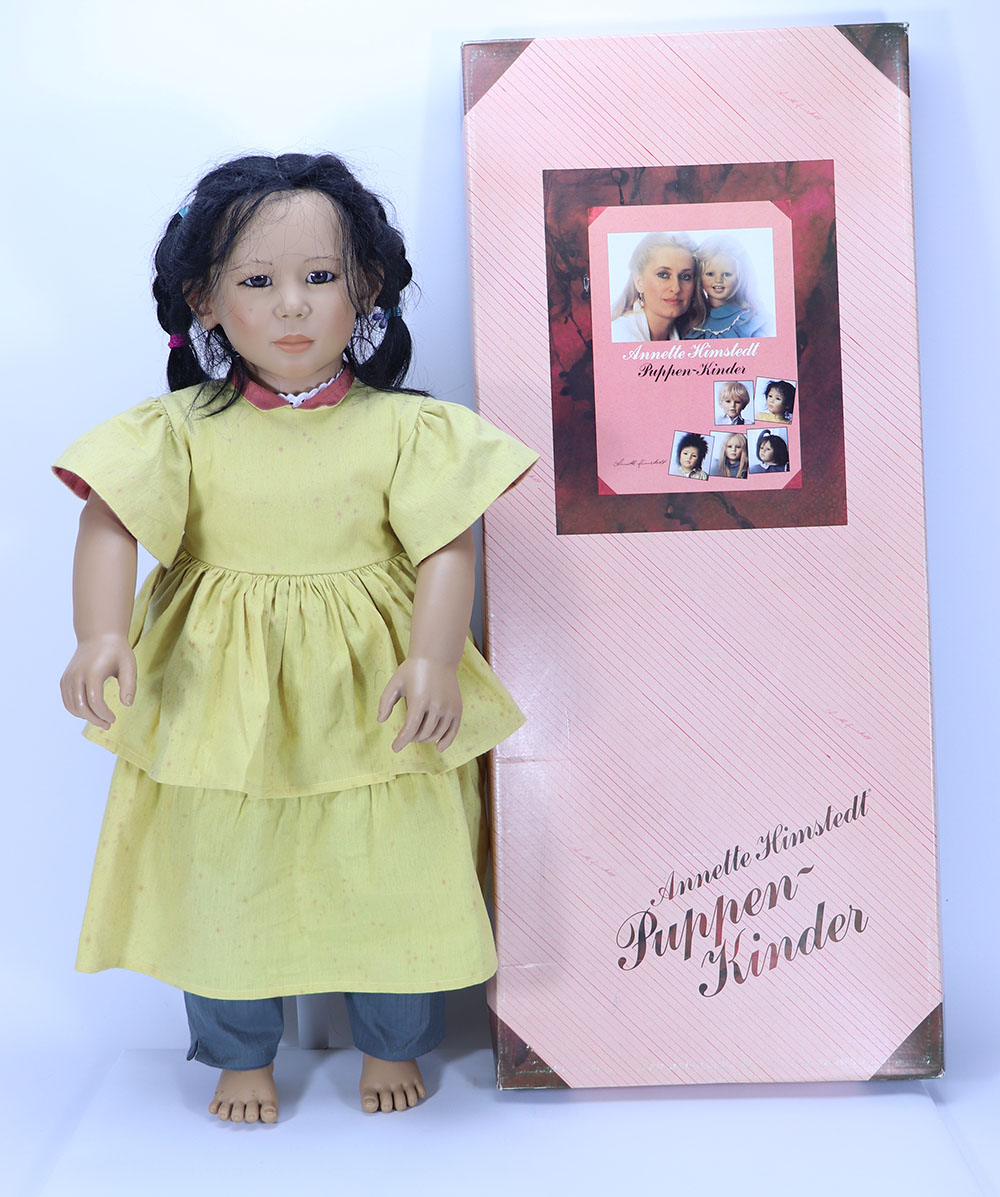 An Annette Himstedt Puppen Kinder Artist Doll Michiko, 1992/93,