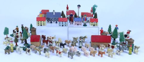 Painted wooden Erzgebirge toys, 1910s/20s,