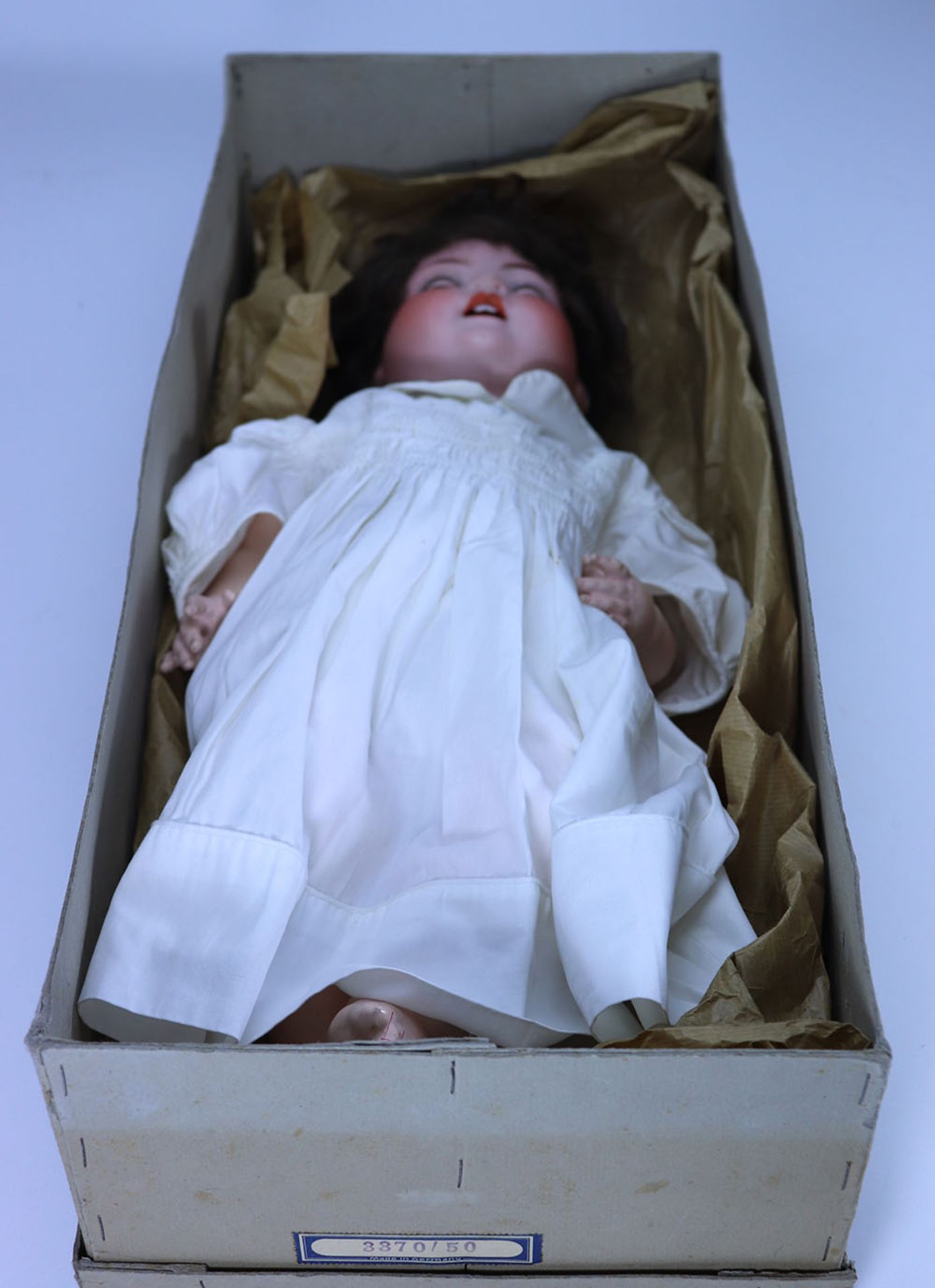 A Heubach Koppelsdorf 300 bisque head baby doll in original box, German circa 1915, - Bild 2 aus 2