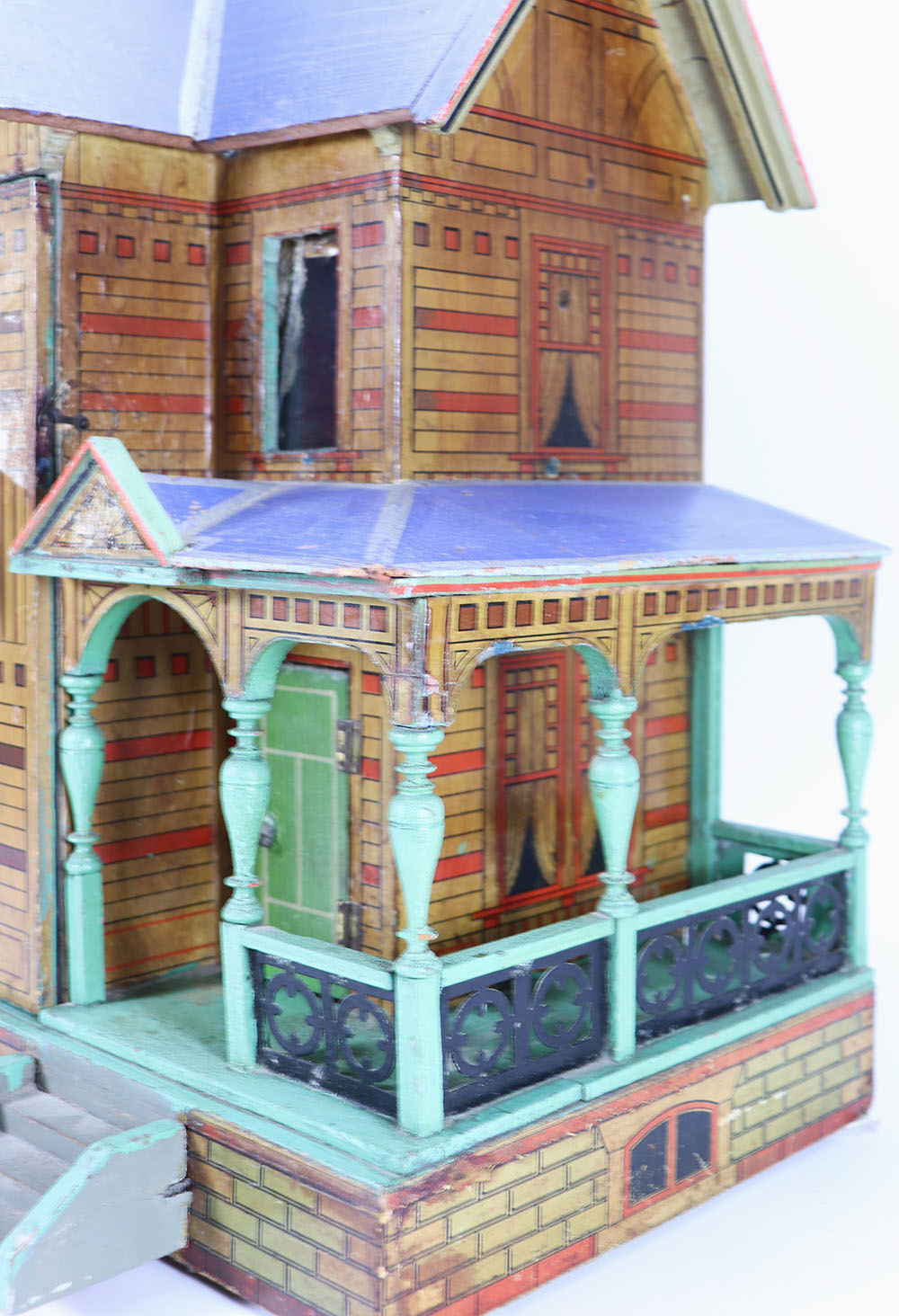 A good Moritz Gottschalk model 3582 blue roof Dolls House, German circa 1902, - Image 3 of 4
