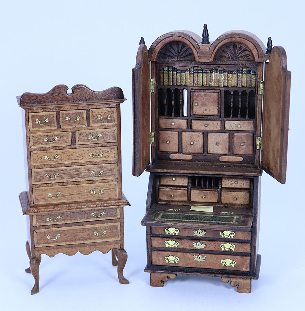 Fine wooden 1/12th scale Dolls House Bureau Cabinet and Tall Boy, signed RJS 1998 and 1997, - Image 2 of 3