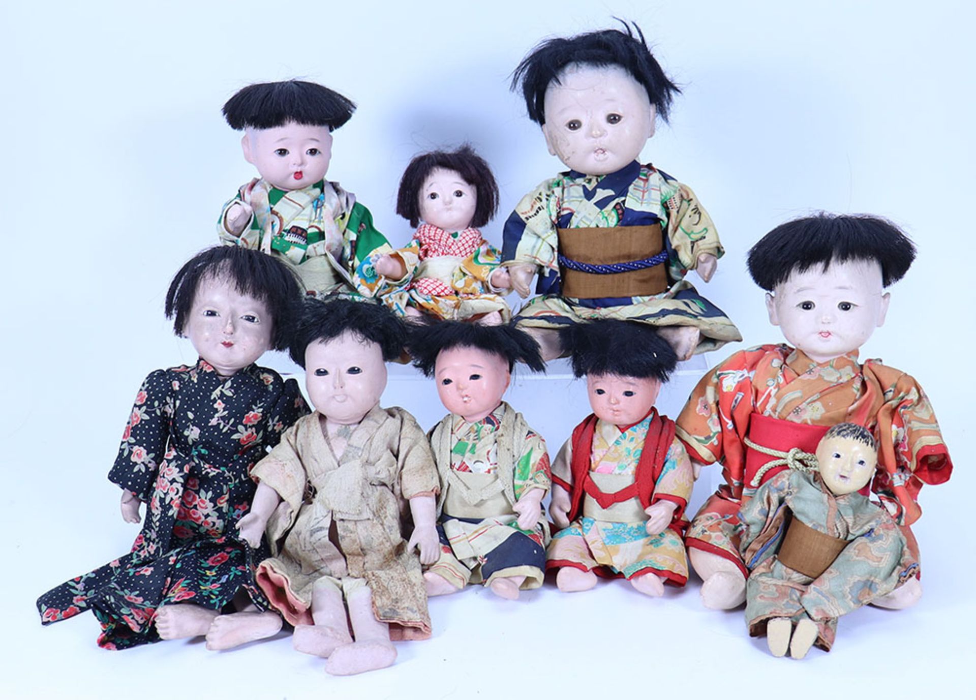Eleven traditional Japanese papier-mache festival dolls, - Bild 3 aus 3
