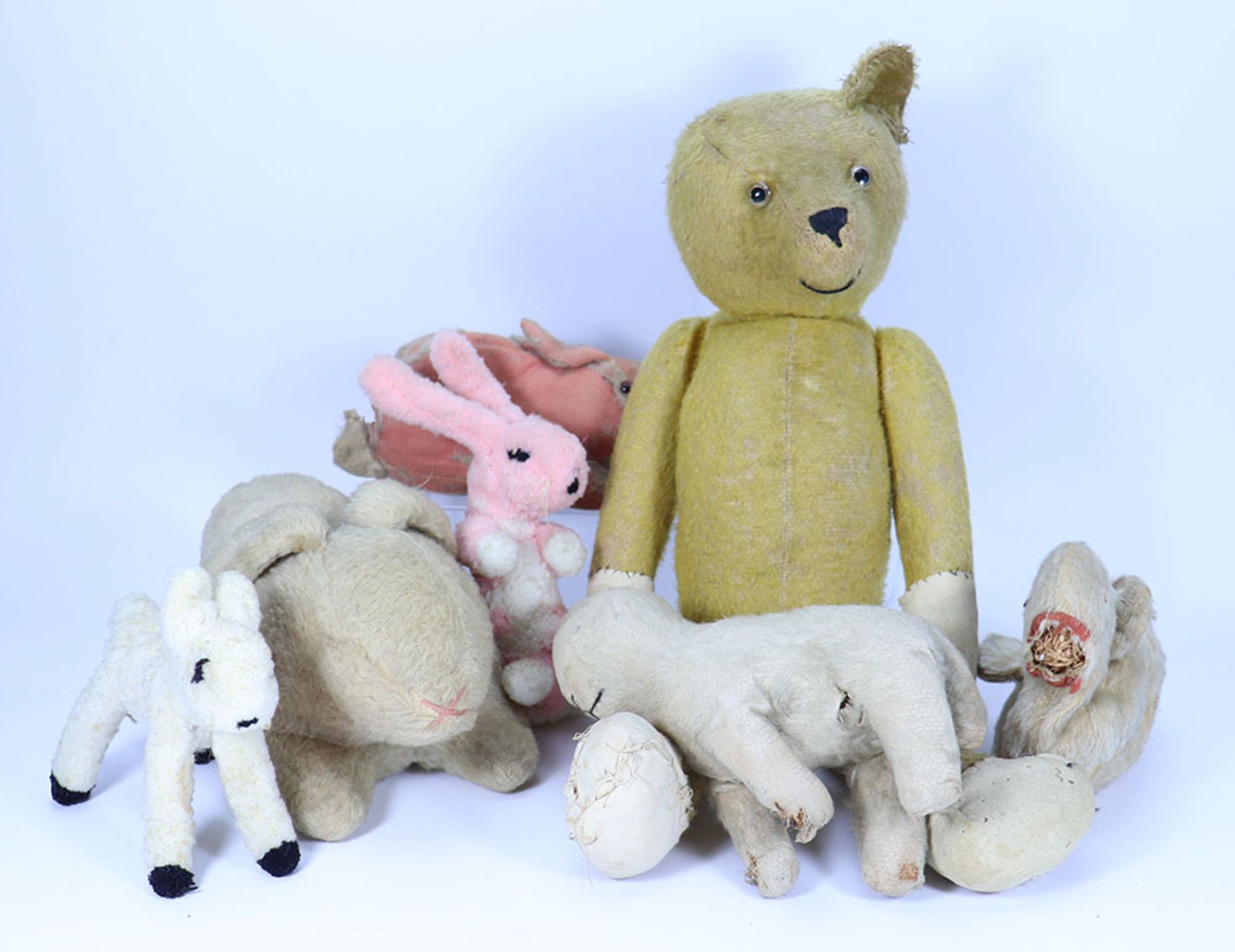 Collection of Teddy Bear and soft toys, 1930s/50s, - Bild 2 aus 2