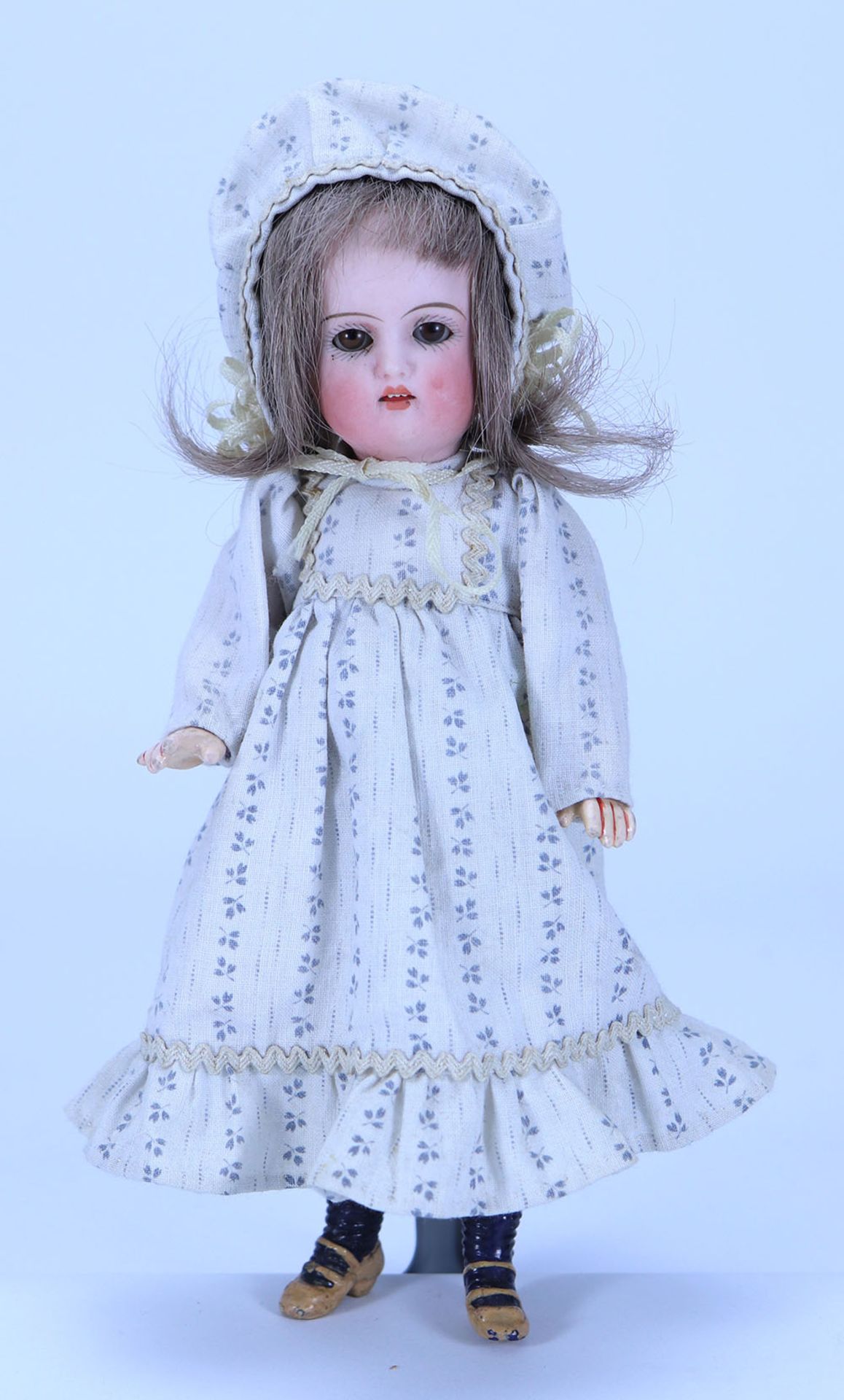 A miniature J.D Kestner 192 bisque head doll, German circa 1910,