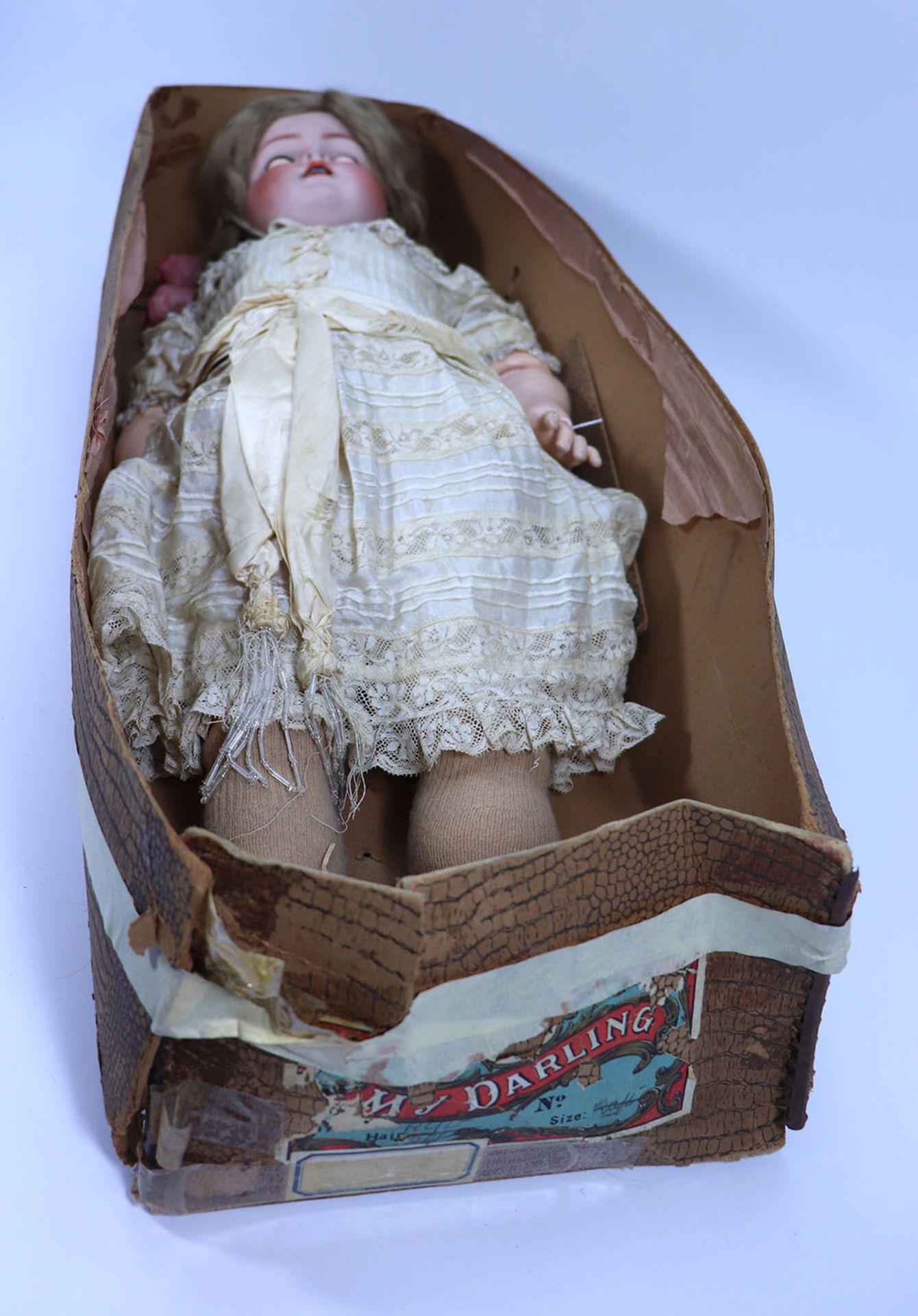 A large Kammer & Reinhardt/S&H all original doll in box, German 1910, - Bild 3 aus 3