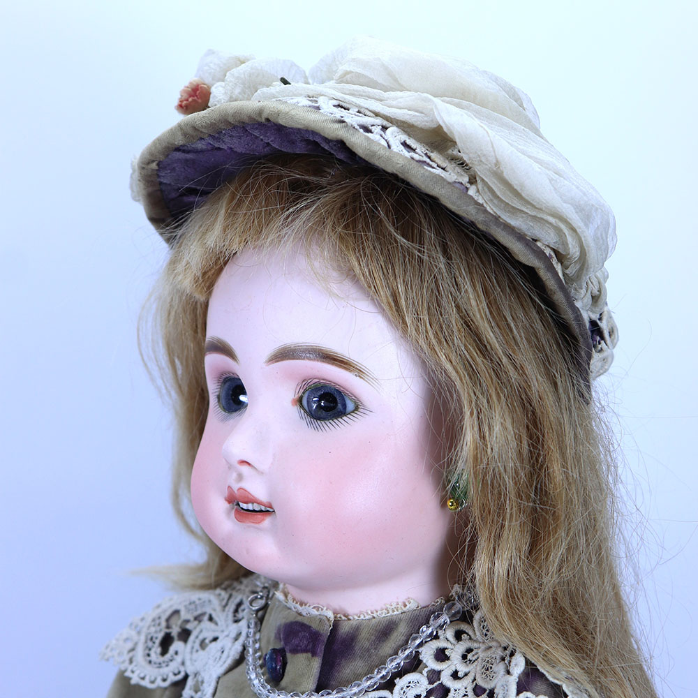 A large Steiner Figure A bisque head Bebe doll, size 17, French circa 1890, - Image 2 of 2