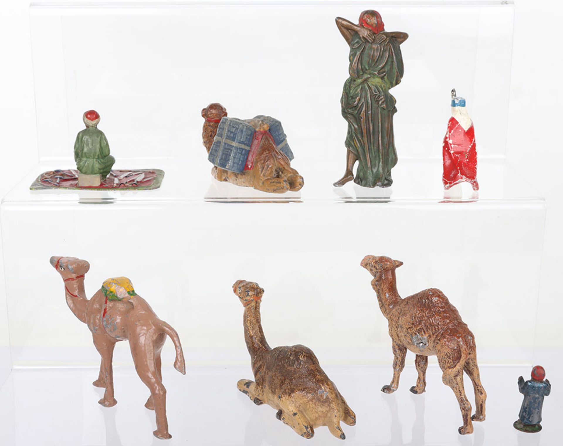 Lead painted Middle Eastern figures and camels - Bild 4 aus 5