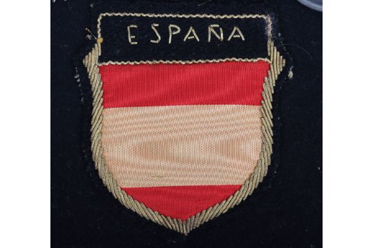 Spanish “Blue Division” Awards and Insignia Set - Bild 3 aus 6