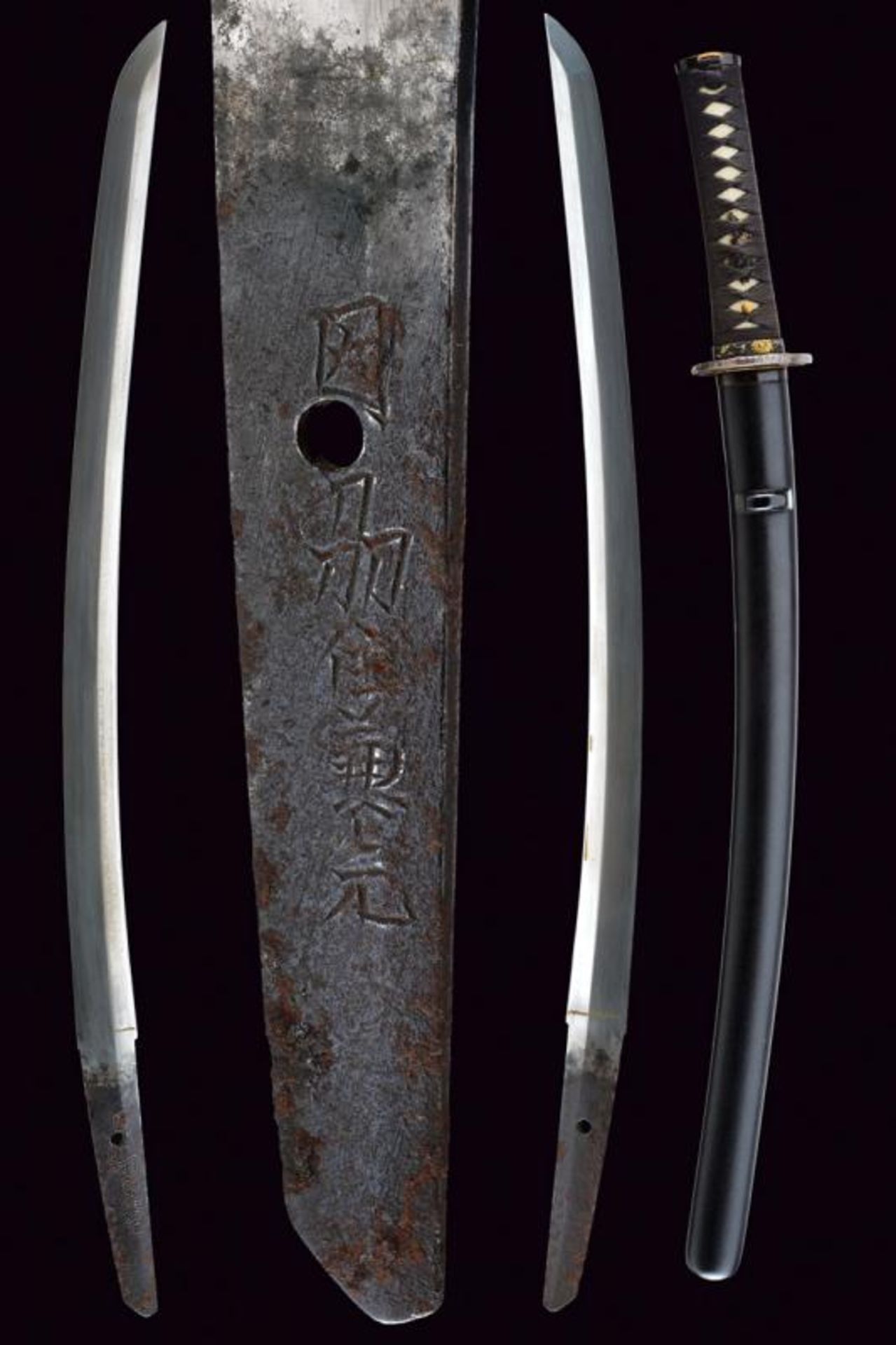 A wakizashi in koshirae