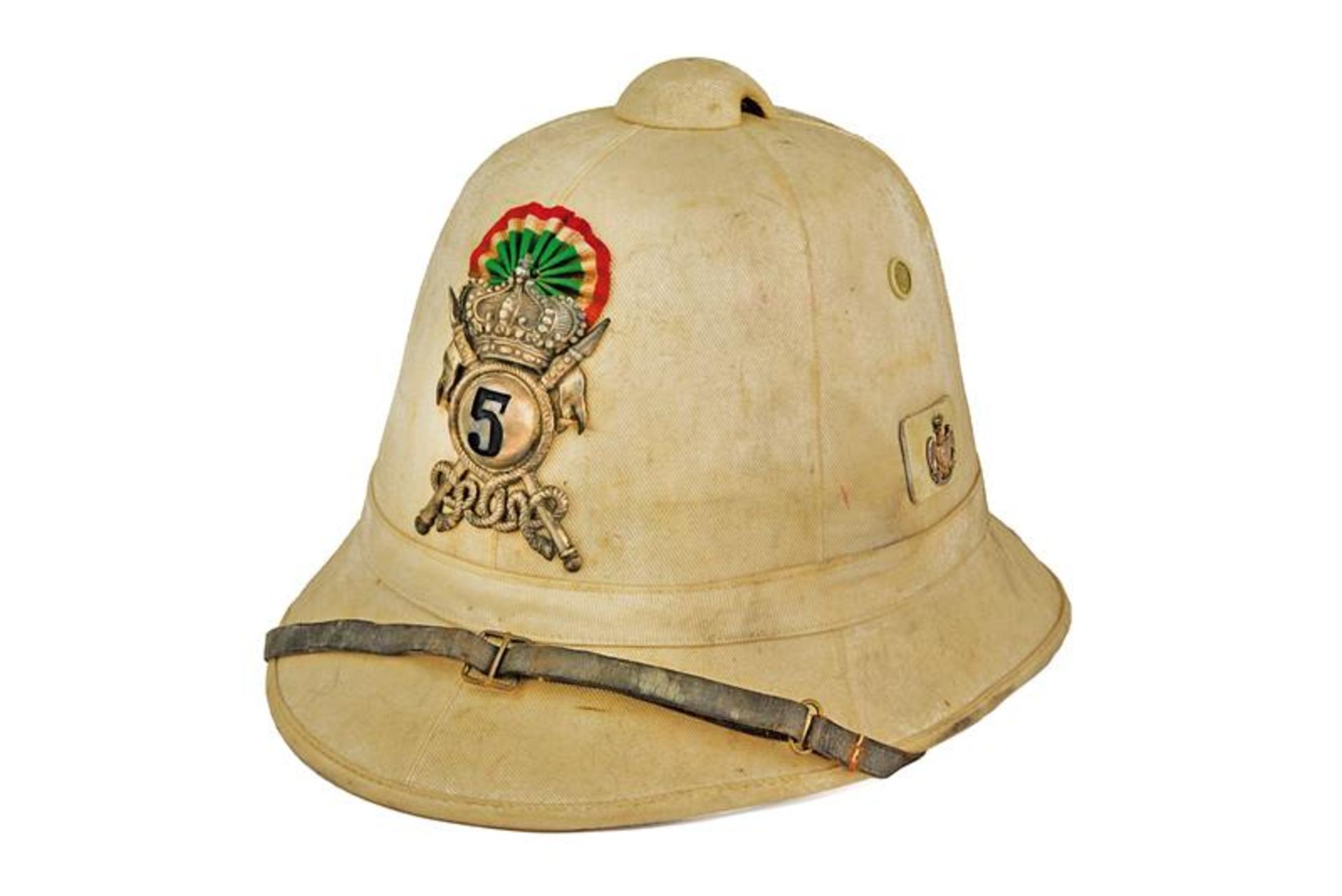 A cavalry officer's colonial helmet of the 5° regiment Novara