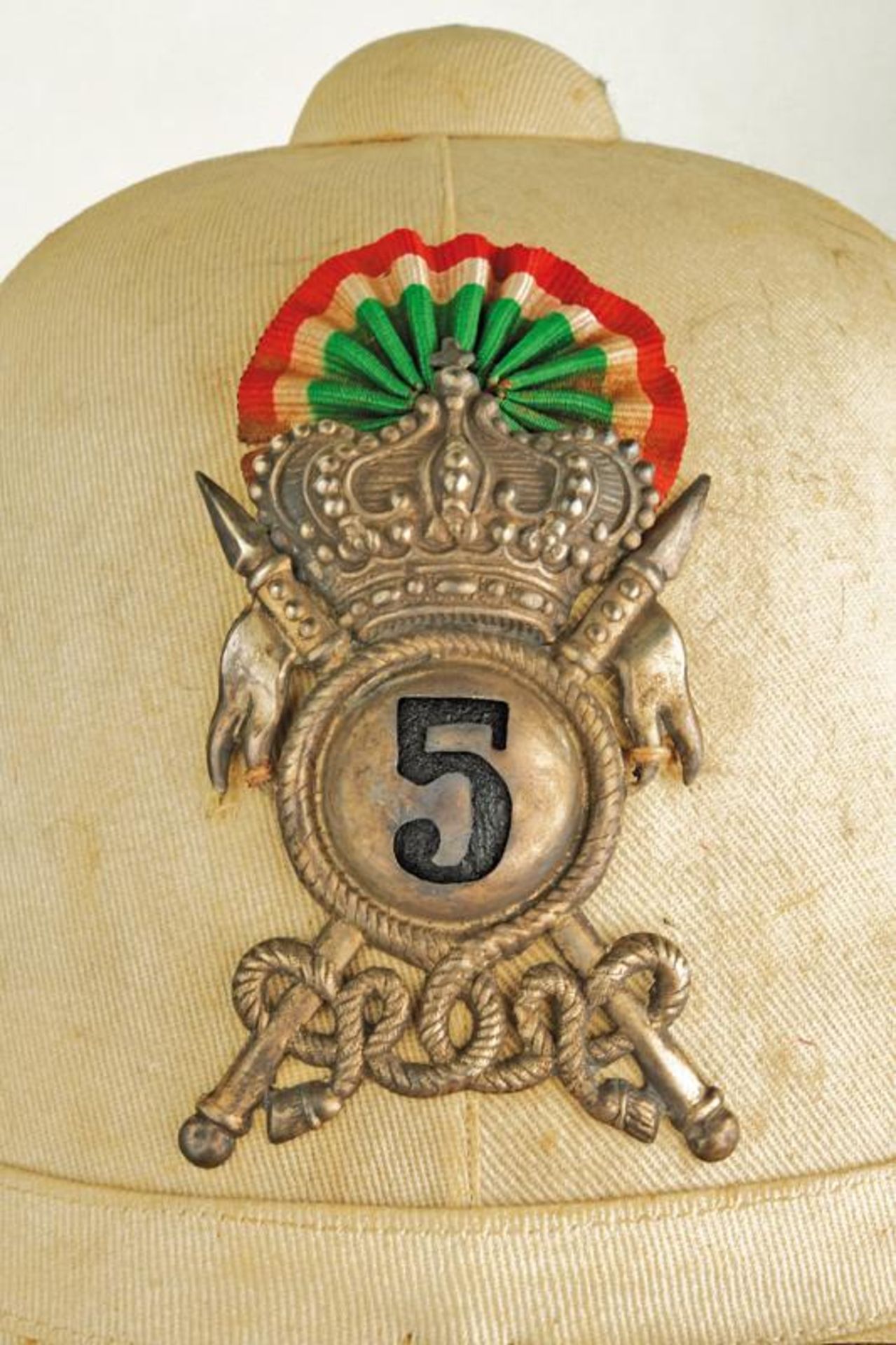 A cavalry officer's colonial helmet of the 5° regiment Novara - Bild 4 aus 6