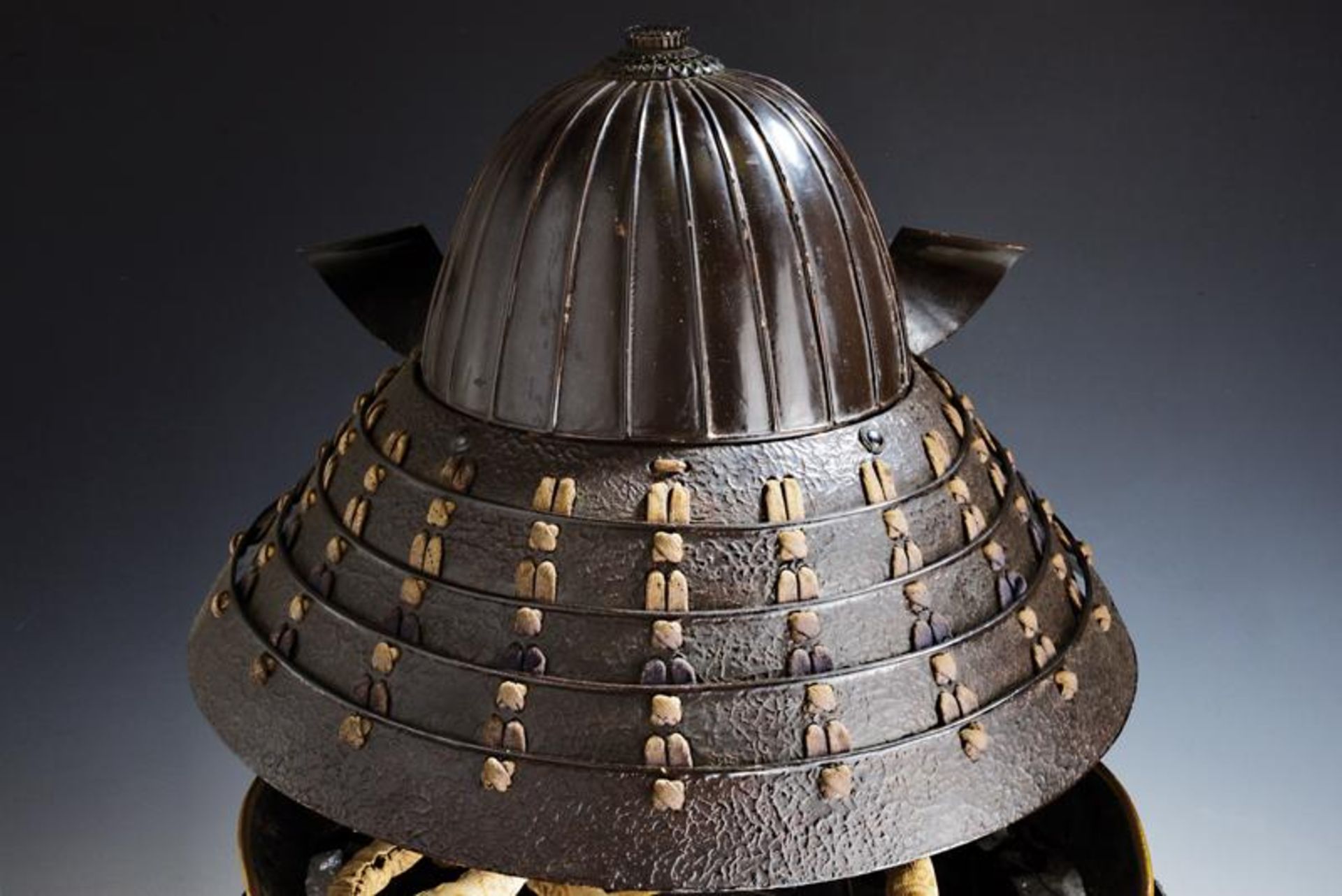 An impressive Yukinoshita-style samurai armor - Image 9 of 16