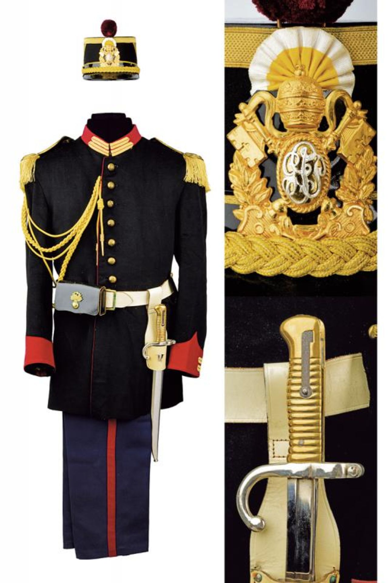 A uniform of the Palatine Guard with bayonet