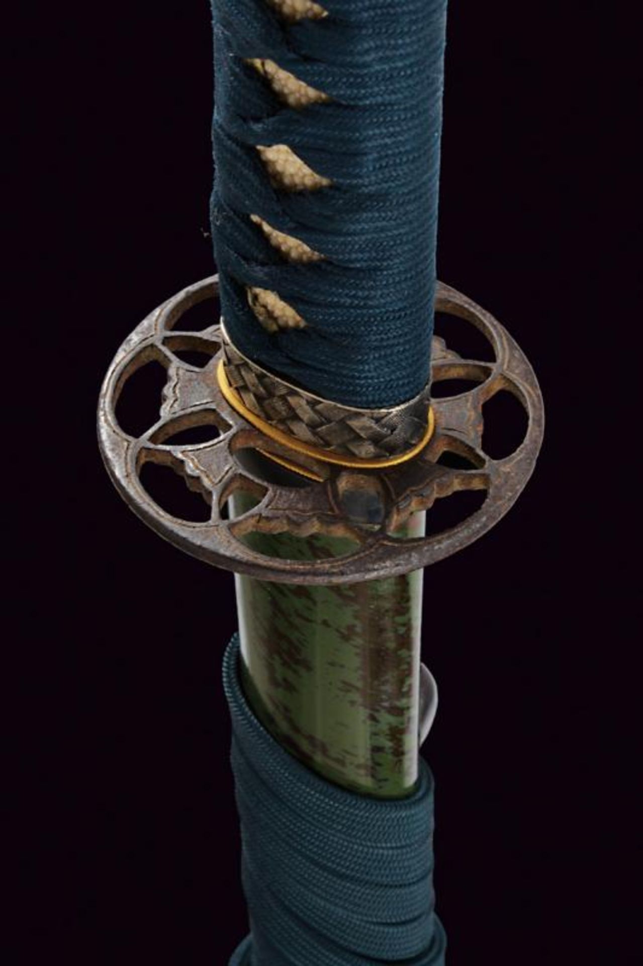 A katana in koshirae - Image 10 of 15