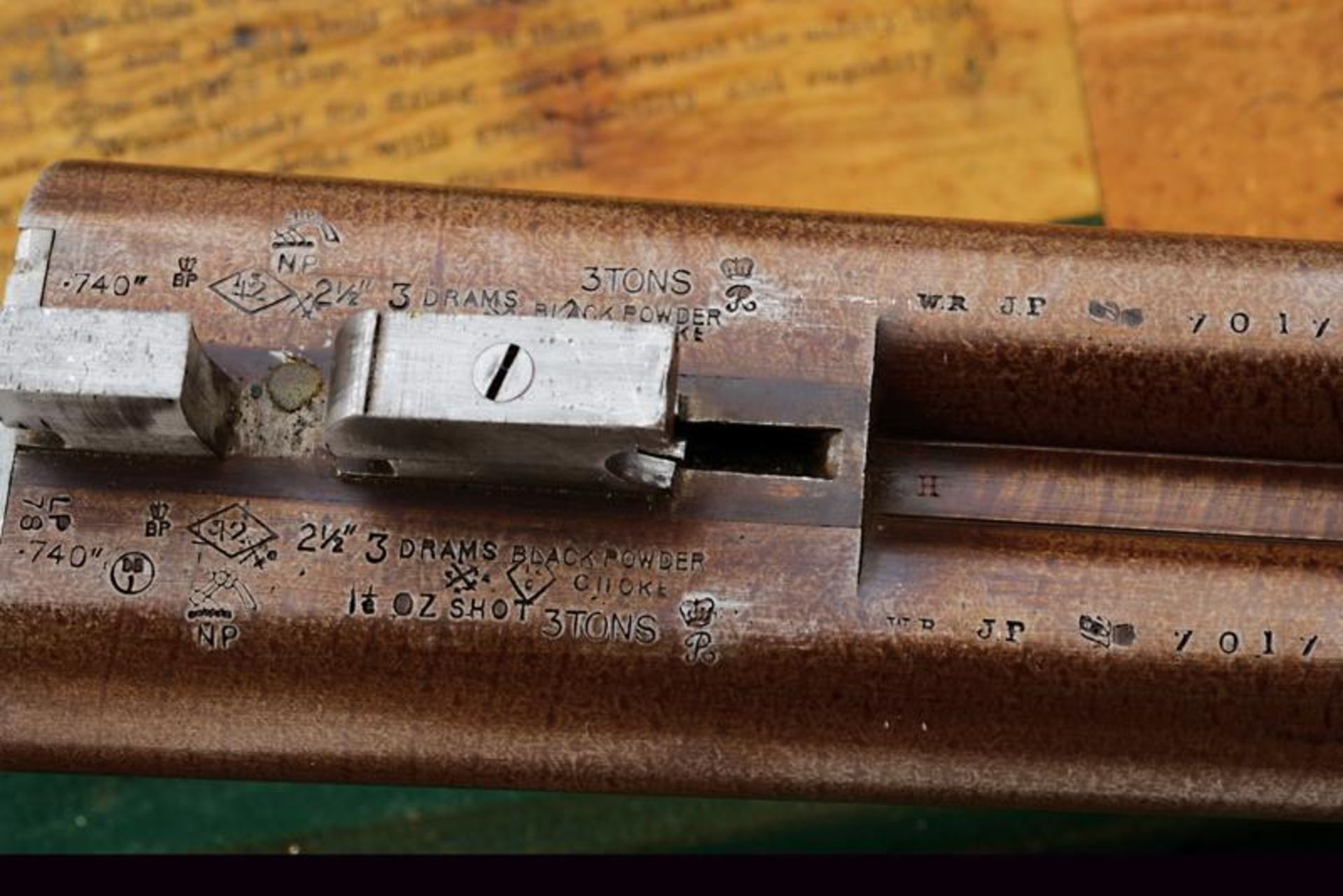 A double-barreled cased breechloading gun by Westley Richards - Image 3 of 12