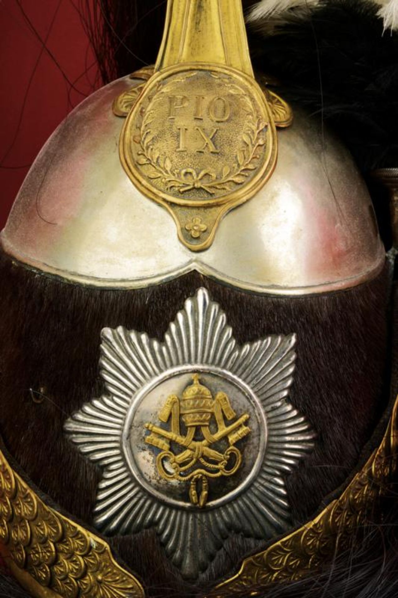 A magnificent helmet of the Noble Guard, epoch Pius IX - Bild 3 aus 7