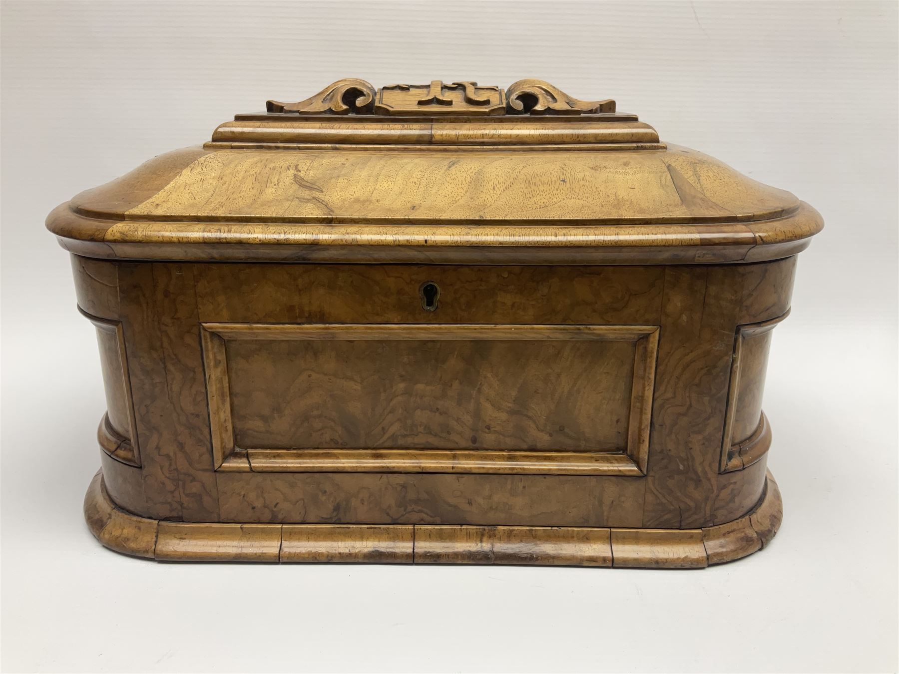 19th century figured walnut tea caddy - Image 6 of 22