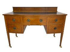 Edwardian satinwood knee-hole writing table or desk