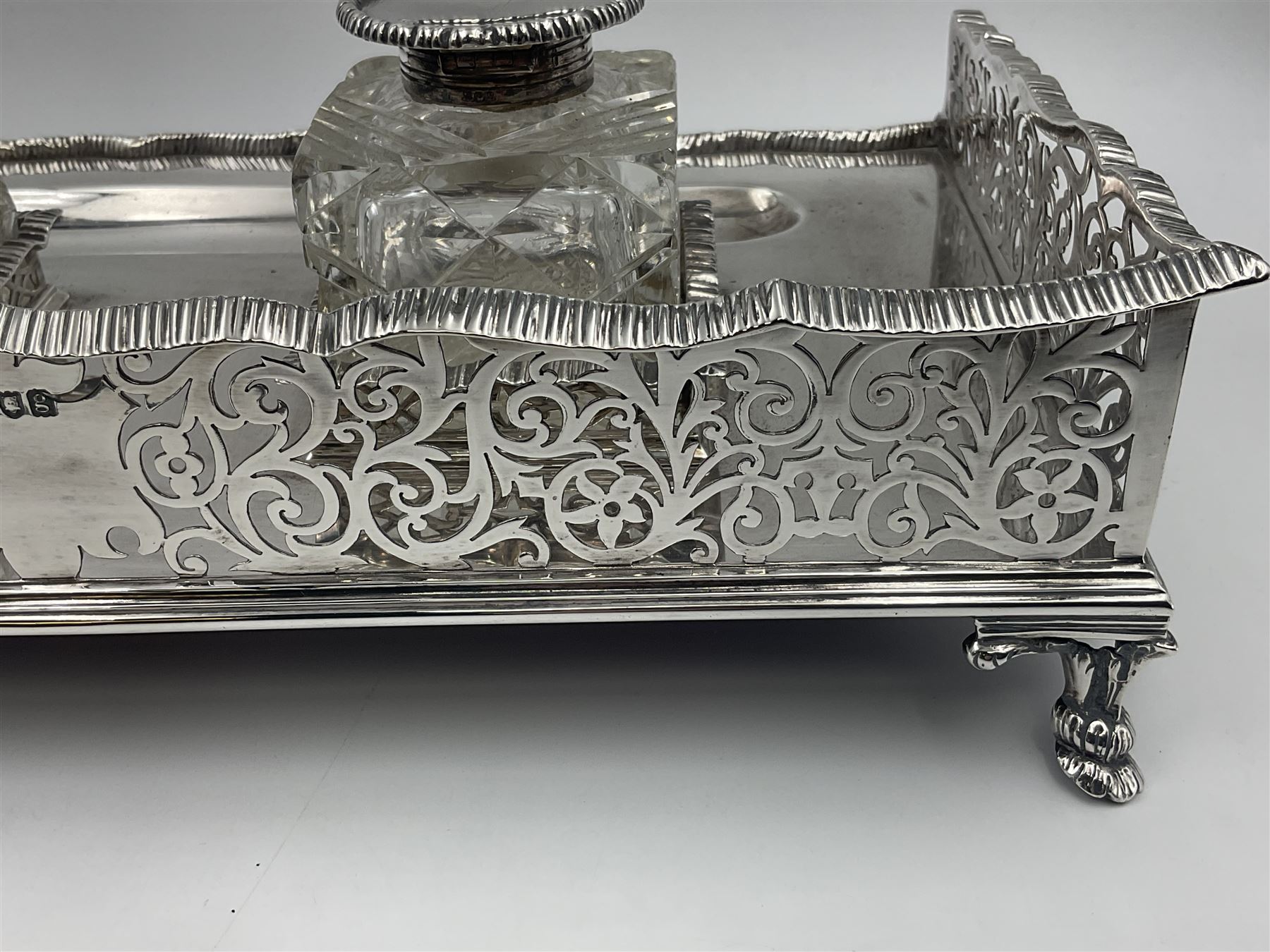 Edwardian silver desk stand - Image 24 of 29