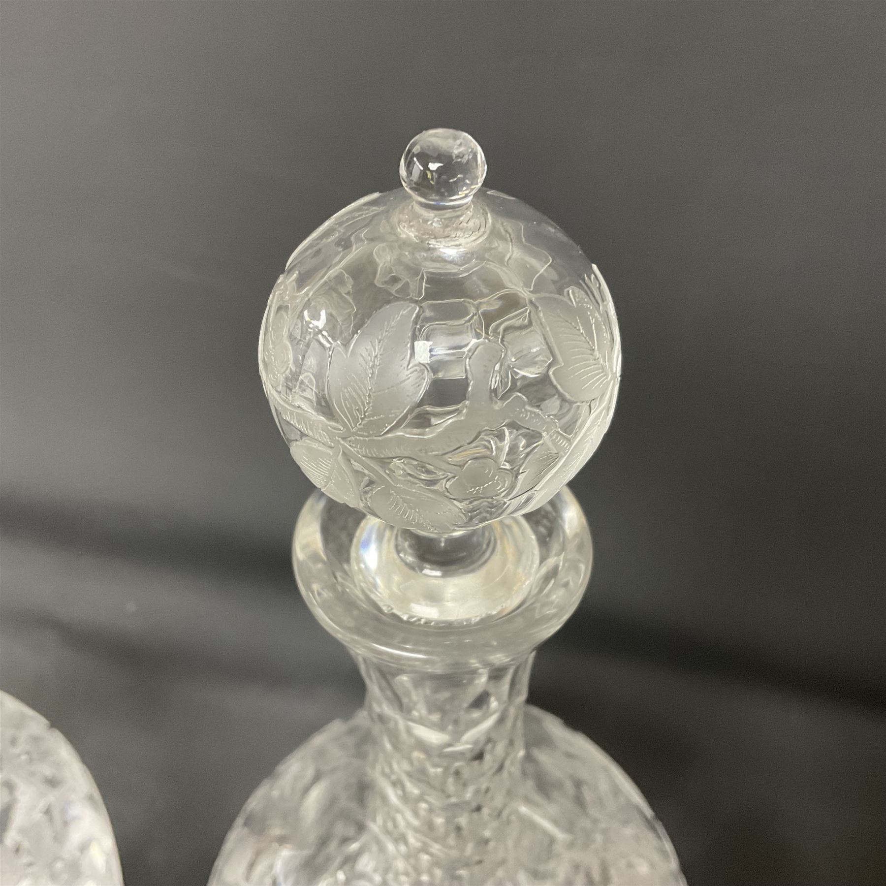 Pair of early 20th century cut glass decanters - Image 10 of 20