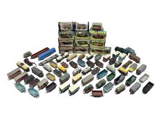 Various makers ‘00’ gauge - large quantity of rolling stock to include boxed Mainline