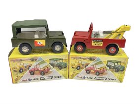 Tri-Ang - Mini Hi-Way Series tin-plate Land Rover with Canopy and Service Truck in red; both in orig