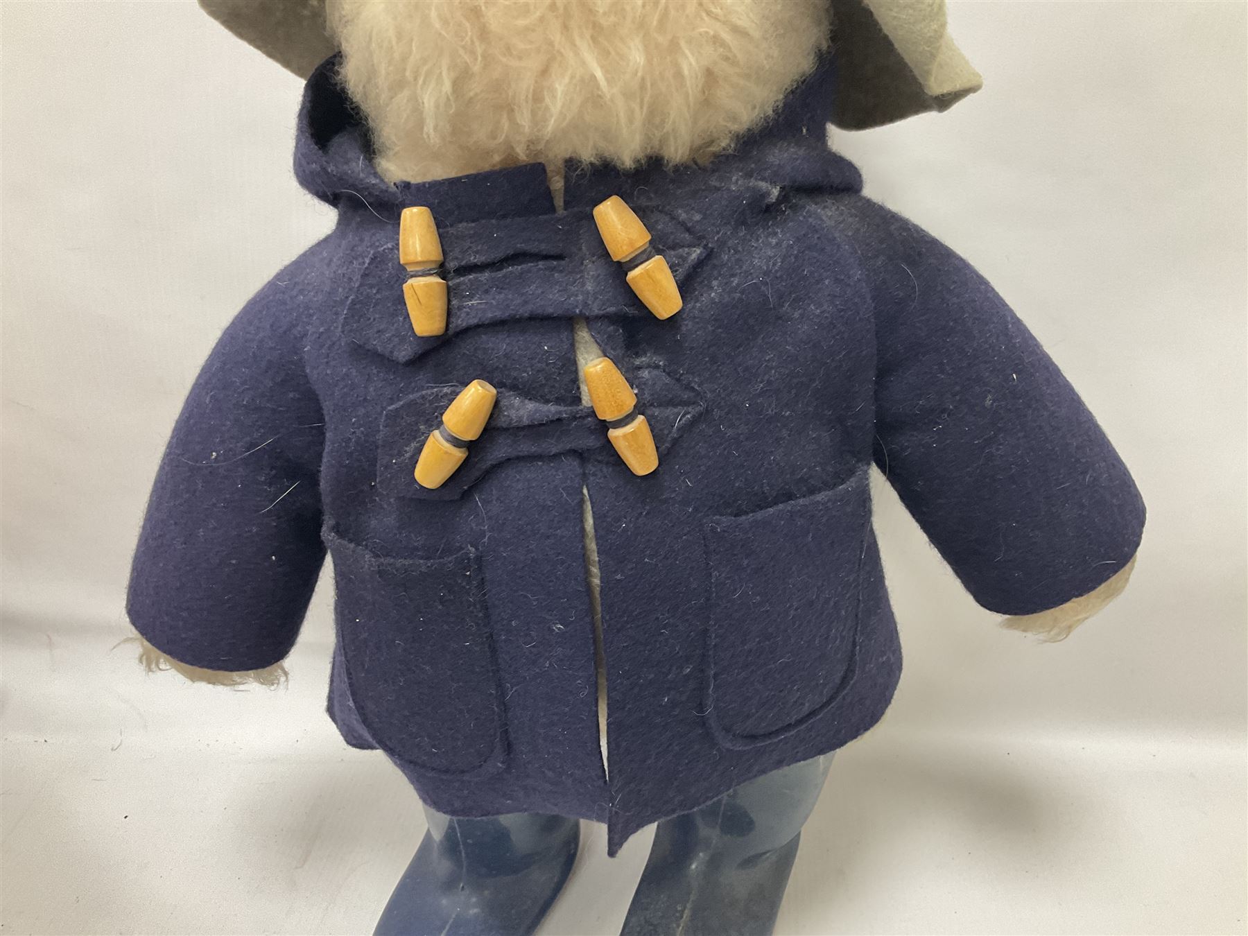 Pair of Paddington Bear teddies with amber eyes - Image 10 of 13