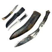 Indian large kukri with 39cm curving blade and horn grip; in leather covered scabbard L51cm overall;