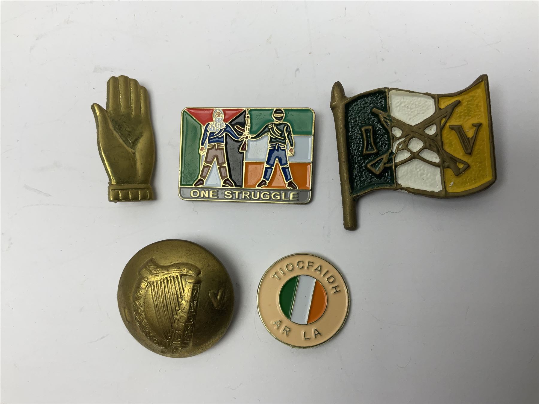 Small collection of Irish related medals - Image 12 of 15