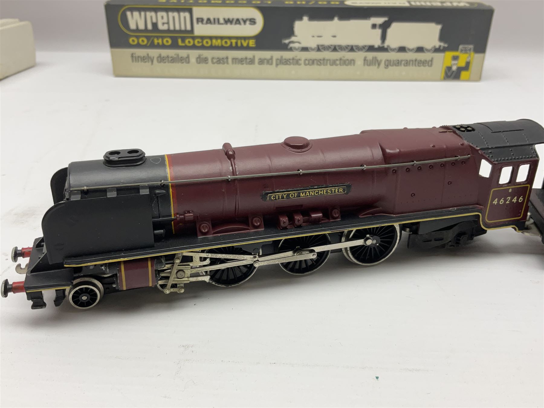 Wrenn '00' gauge - Princess Coronation (Duchess) Class 4-6-2 locomotive 'City of London' No.46245; b - Image 8 of 12