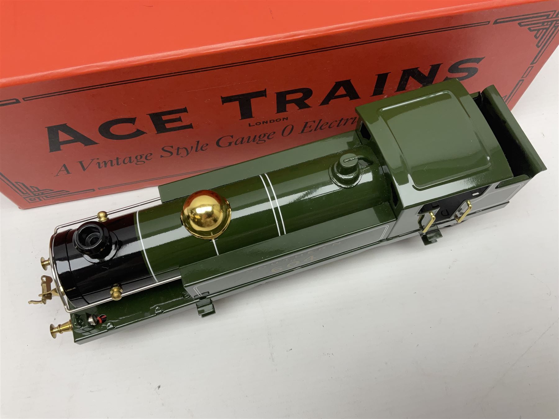 Ace Trains '0' gauge - Southern 4-4-2 tank locomotive No.604; in 4-4-4 box with packaging - Image 8 of 19